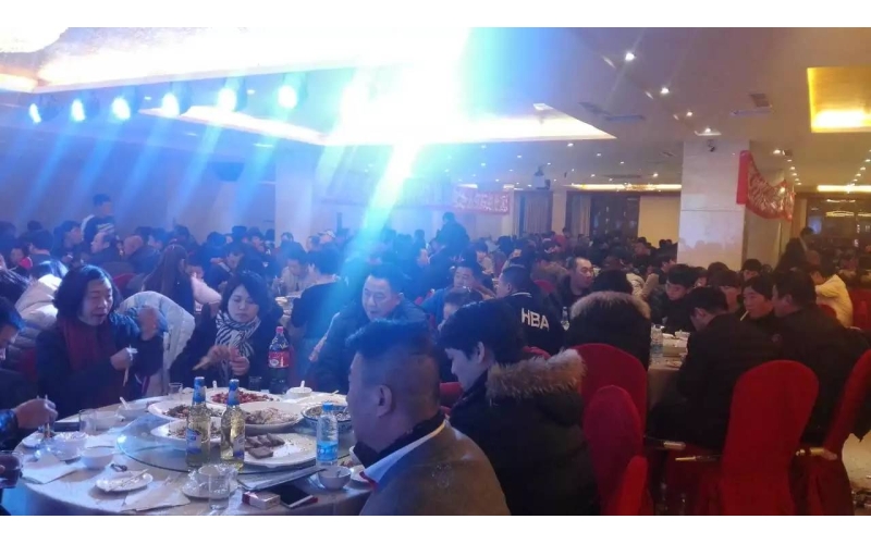 旭派電池遼寧錦州答謝會(huì)500多人參加，場(chǎng)面火熱...